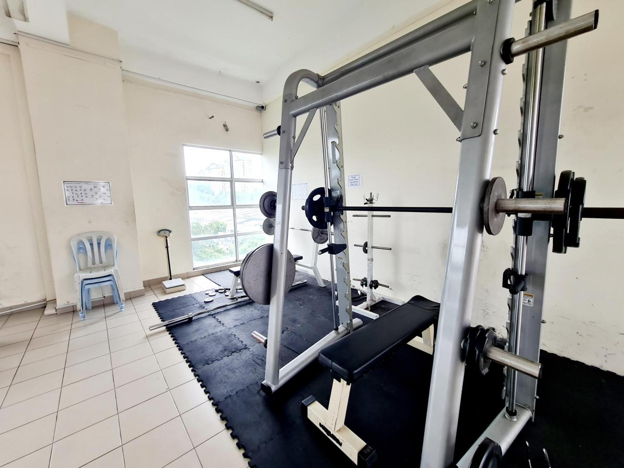 8 Guest 3 Oug E3 Old Klang Bkt Jalil Pavilion Stadium Mid Valley Bangsar Puchong Ioi Apartment