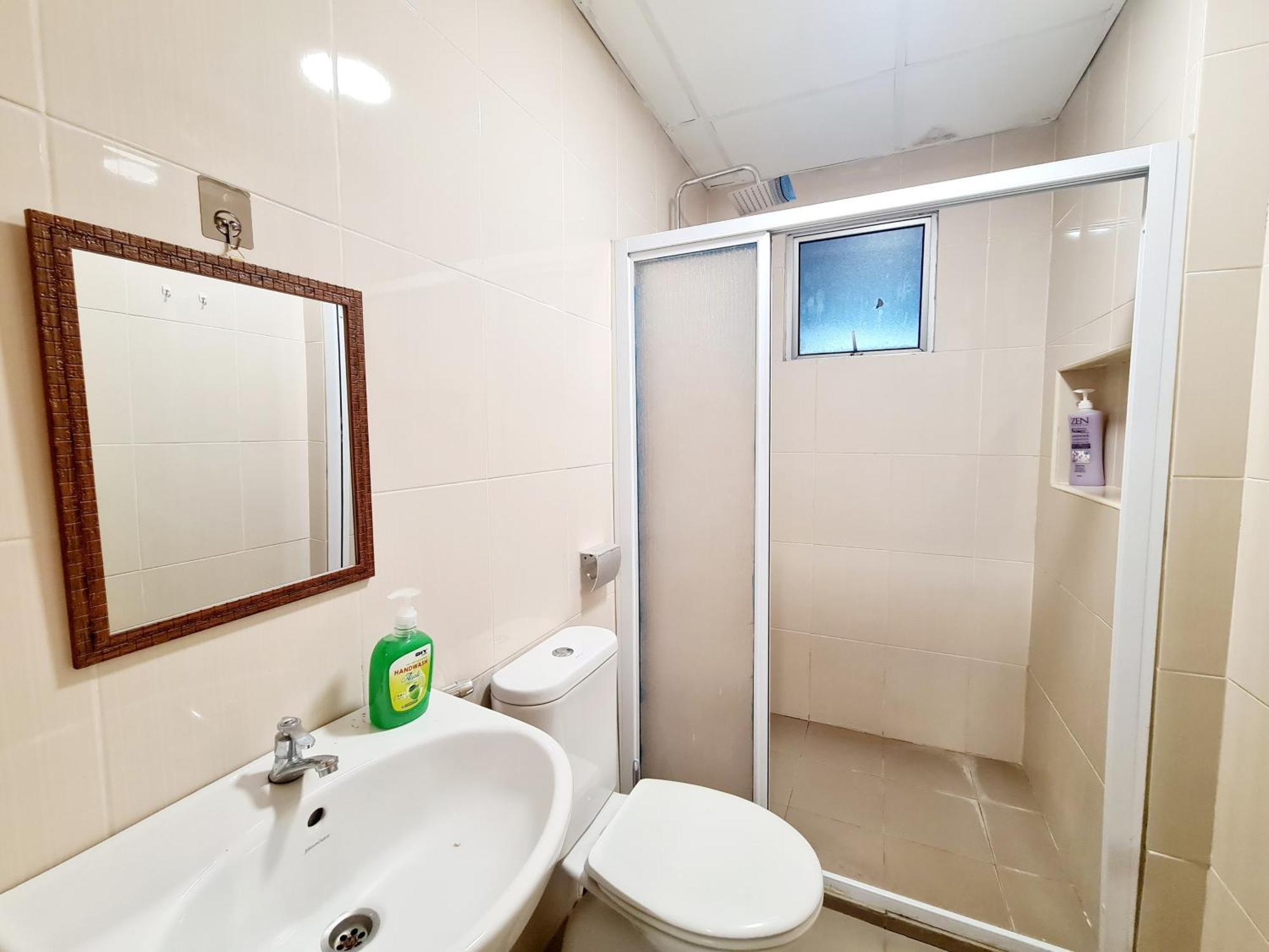 8 Guest 3 Oug E3 Old Klang Bkt Jalil Pavilion Stadium Mid Valley Bangsar Puchong Ioi Pangsapuri *