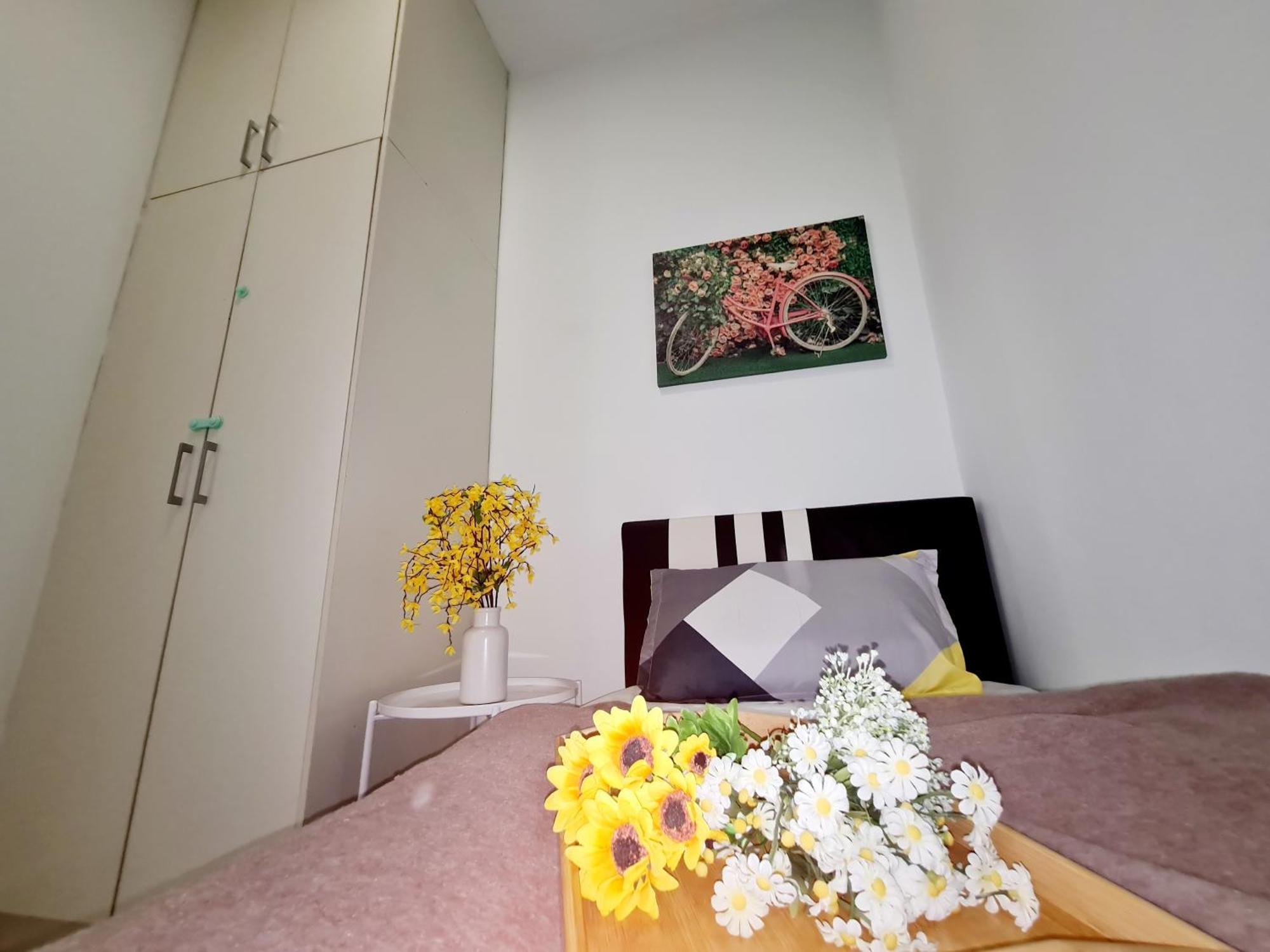 8 Guest 3 Oug E3 Old Klang Bkt Jalil Pavilion Stadium Mid Valley Bangsar Puchong Ioi * Kuala Lumpur