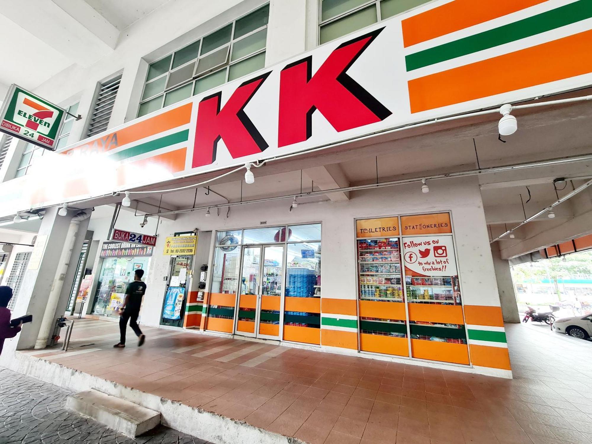 8 Guest 3 Oug E3 Old Klang Bkt Jalil Pavilion Stadium Mid Valley Bangsar Puchong Ioi Pangsapuri