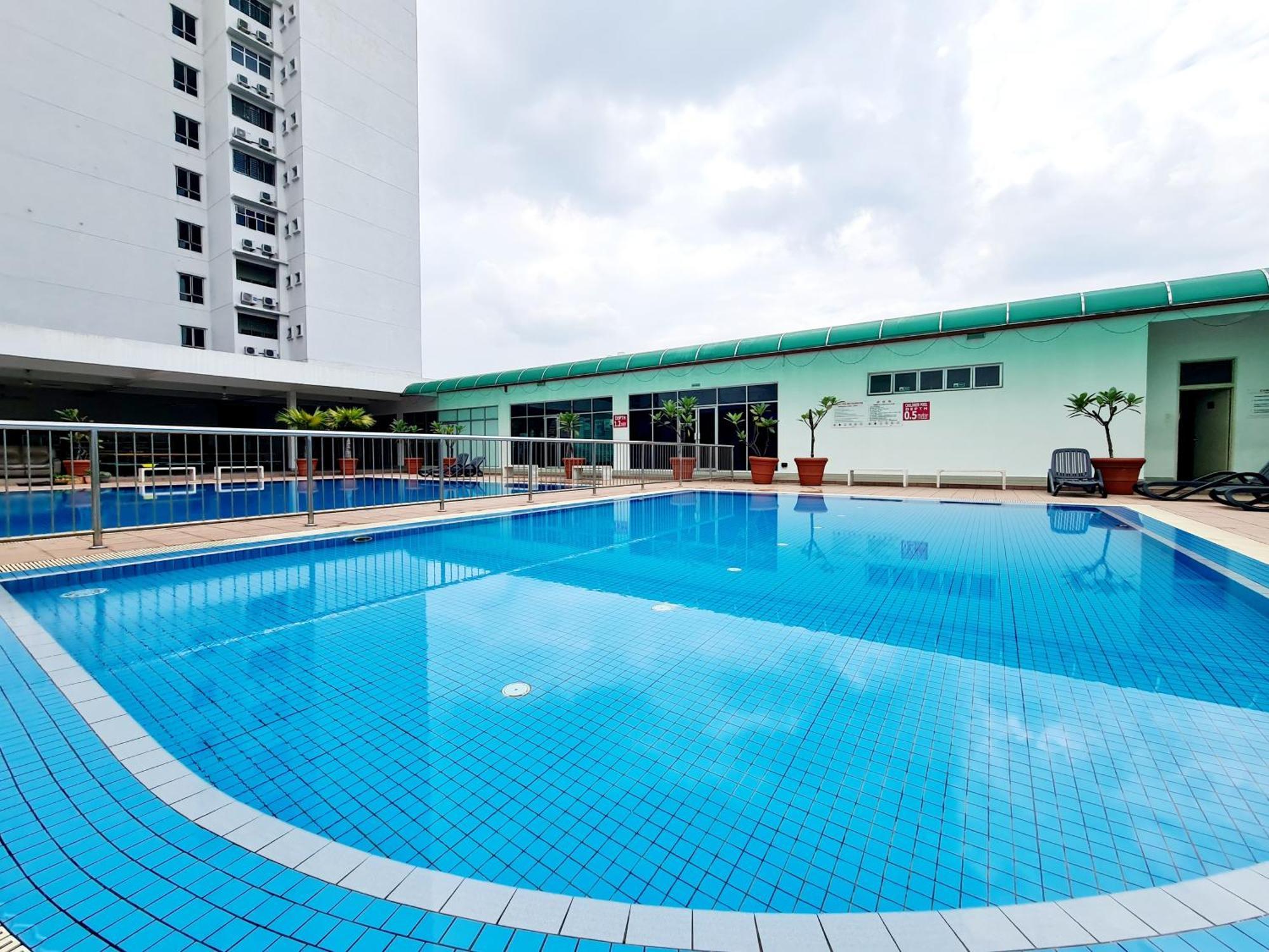 Pangsapuri 8 Guest 3 Oug E3 Old Klang Bkt Jalil Pavilion Stadium Mid Valley Bangsar Puchong Ioi